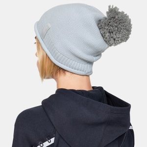 Under Armour Roll Out Pom Beanie